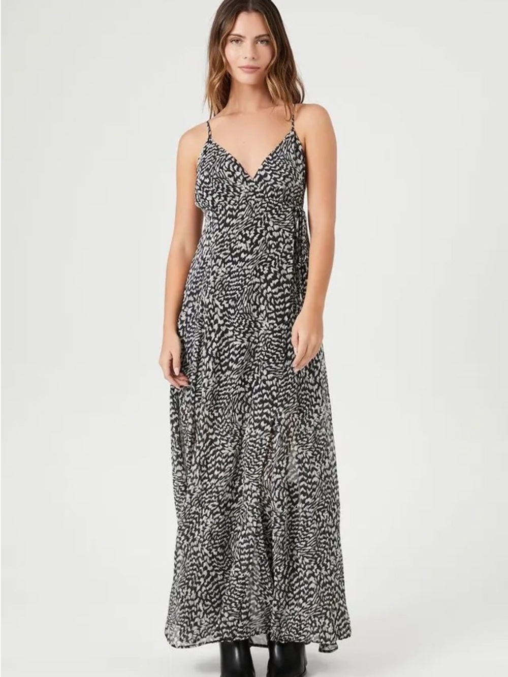 Forever 21 Black & White Printed Spaghetti Strap Maxi Dress
